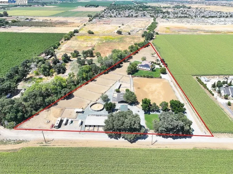 3335 Kellogg Creek Rd, Byron, California, United States. - Photo 7