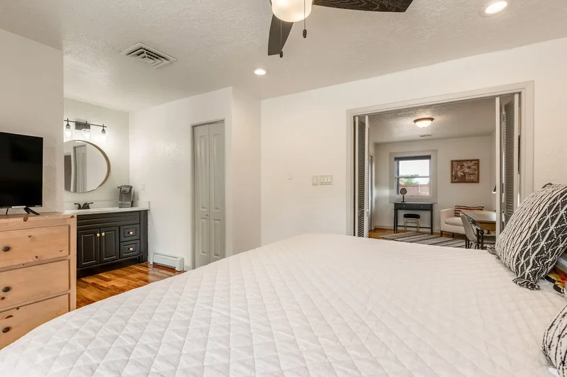 12519 ELENA Drive NE, Albuquerque, NM 87122, Albuquerque, New Mexico, United States. - Photo 23
