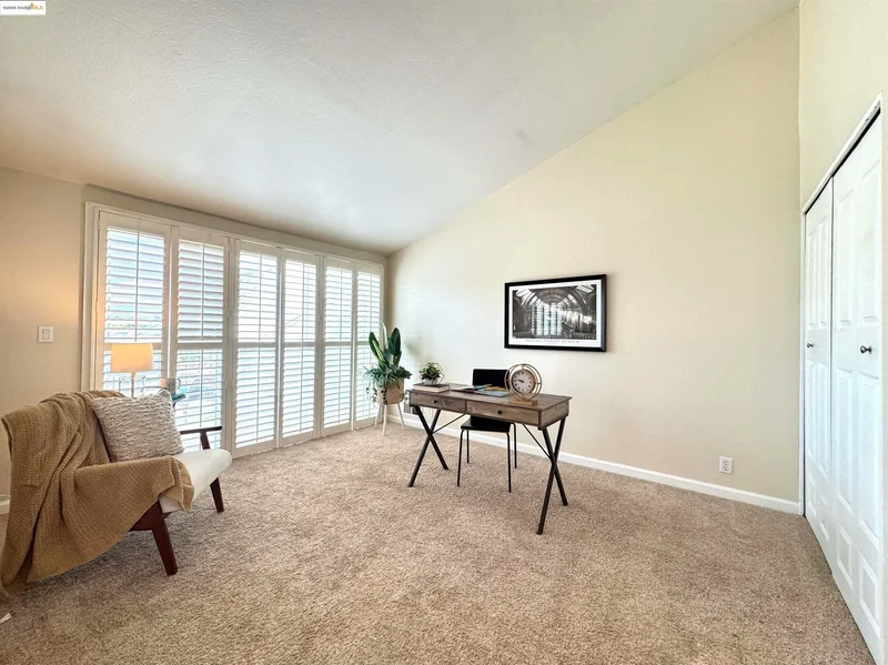 3365 Los Prados St, San Mateo, California, United States. - Photo 14