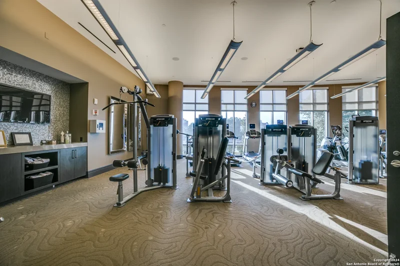 4242 BROADWAY STREET 1505, San Antonio, Texas, United States. - Photo 27