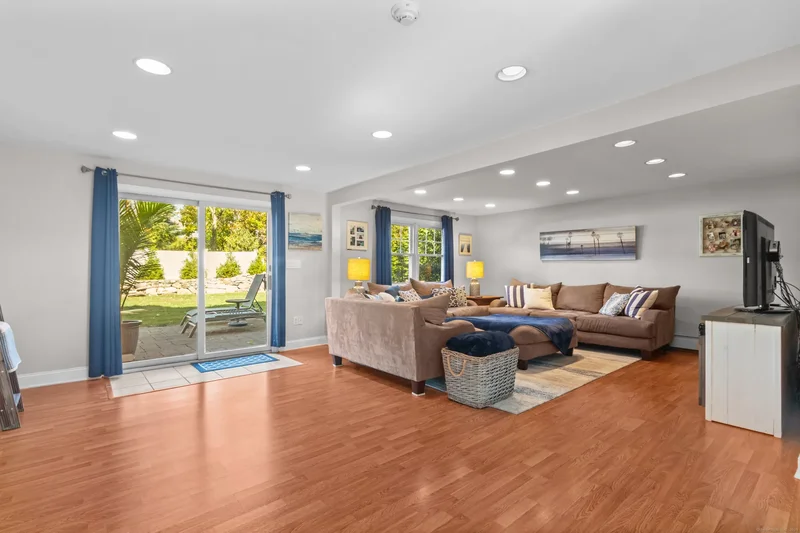 14 Dairy Farm Road, Norwalk, Connecticut, United States. - Photo 17