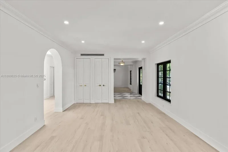 1426 Robbia Ave, Coral Gables, Florida, United States. - Photo 13