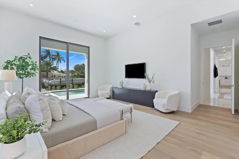 1211 Gulfstream Way, Riviera Beach, Florida, United States. - Photo 18