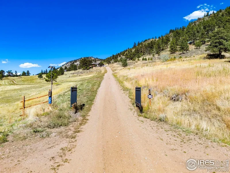 681 Bitterroot Gulch Road, Berthoud, Colorado, United States. - Photo 47