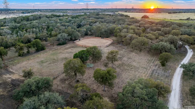 4025 Marion, Seguin, Texas, United States. - Photo 59