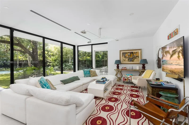 3470 Poinciana Ave, Miami, Florida, United States. - Photo 21