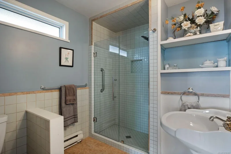 3495 Harwood Rd, Hornby Island, British Columbia, Canada. - Photo 5