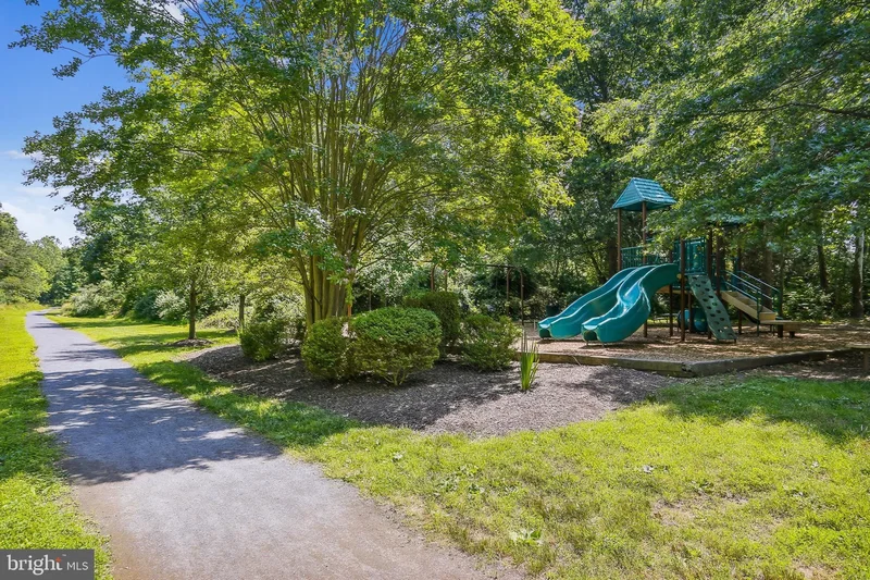 4511 Stone Pine Court, Chantilly, VA 20151, Chantilly, Virginia, United States. - Photo 46