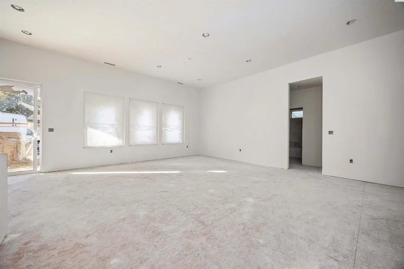 205505 E Finley Rd, Kennewick, WA 99337, Kennewick, Washington, United States. - Photo 3