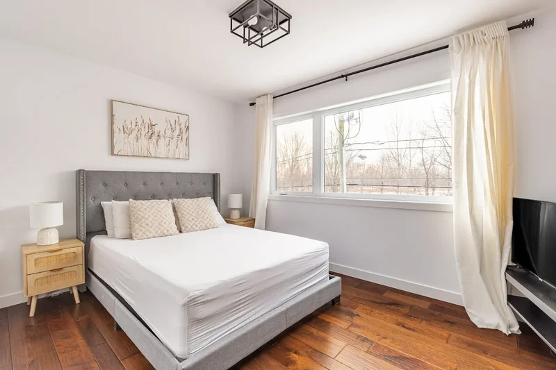 2399 Rue Martel, Carignan, Quebec, Canada. - Photo 15