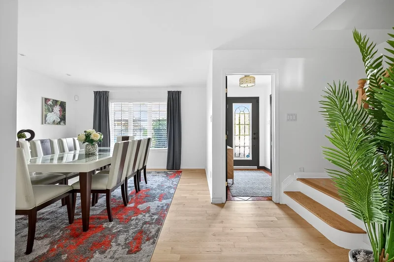 139 Rue des Sucres, Gatineau, Quebec, Canada. - Photo 2