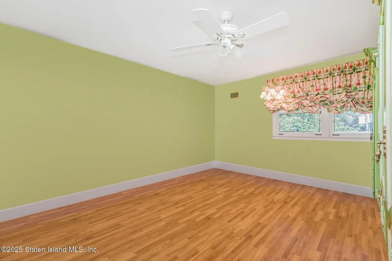 533 Ocean Terrace, New York, New York, United States. - Photo 28