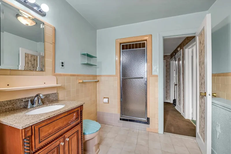 67-56 Exeter Street, Forest Hills, NY 11375, New York, New York, United States. - Photo 22