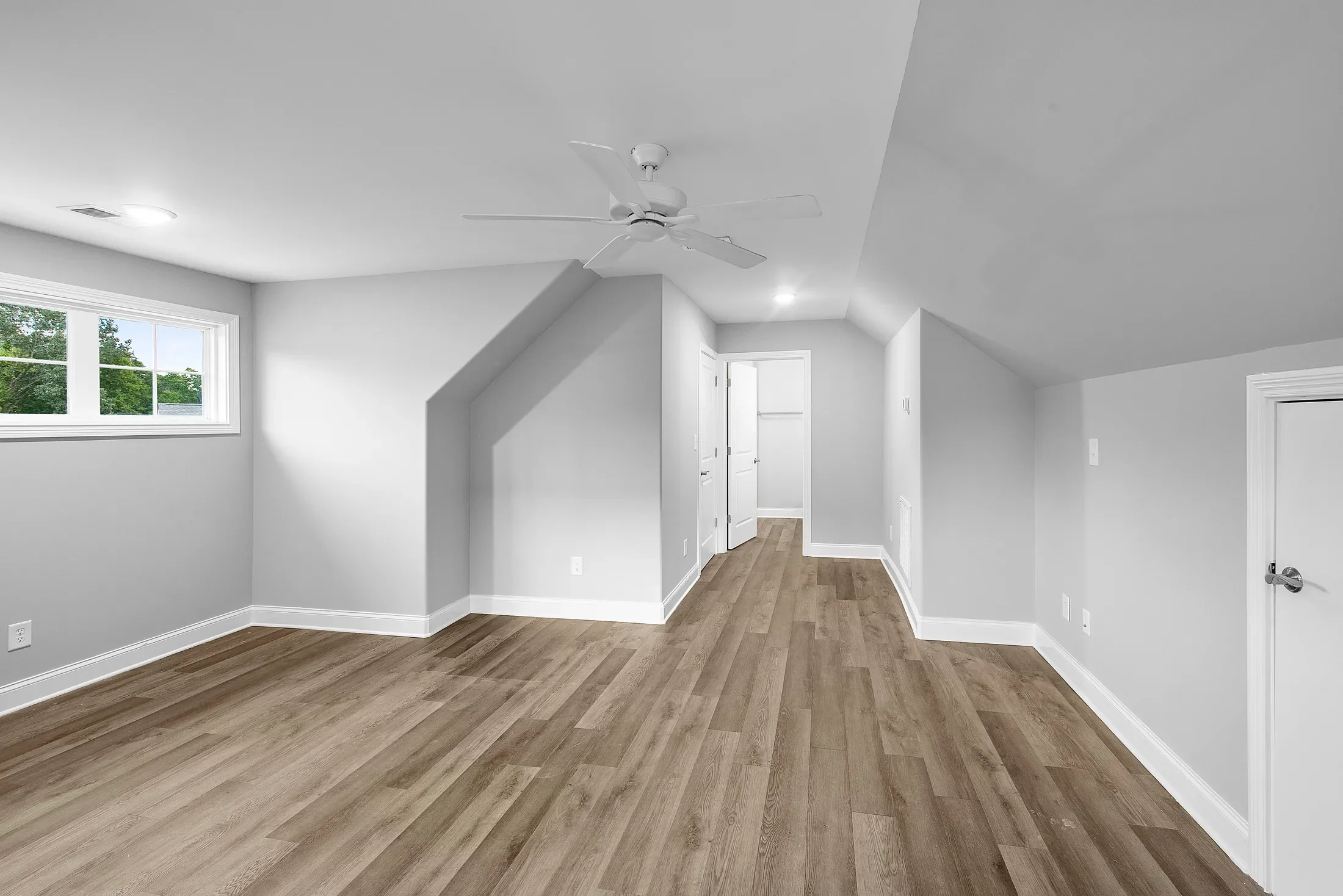 328 Cedar Branch Trail , Lenoir City, TN 37772, Lenoir City, Tennessee, United States. - Photo 6