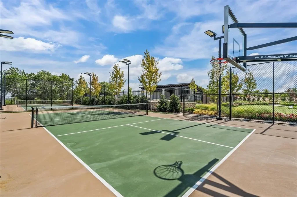 9728 Latour Court, Fort Worth, Texas, United States. - Photo 5