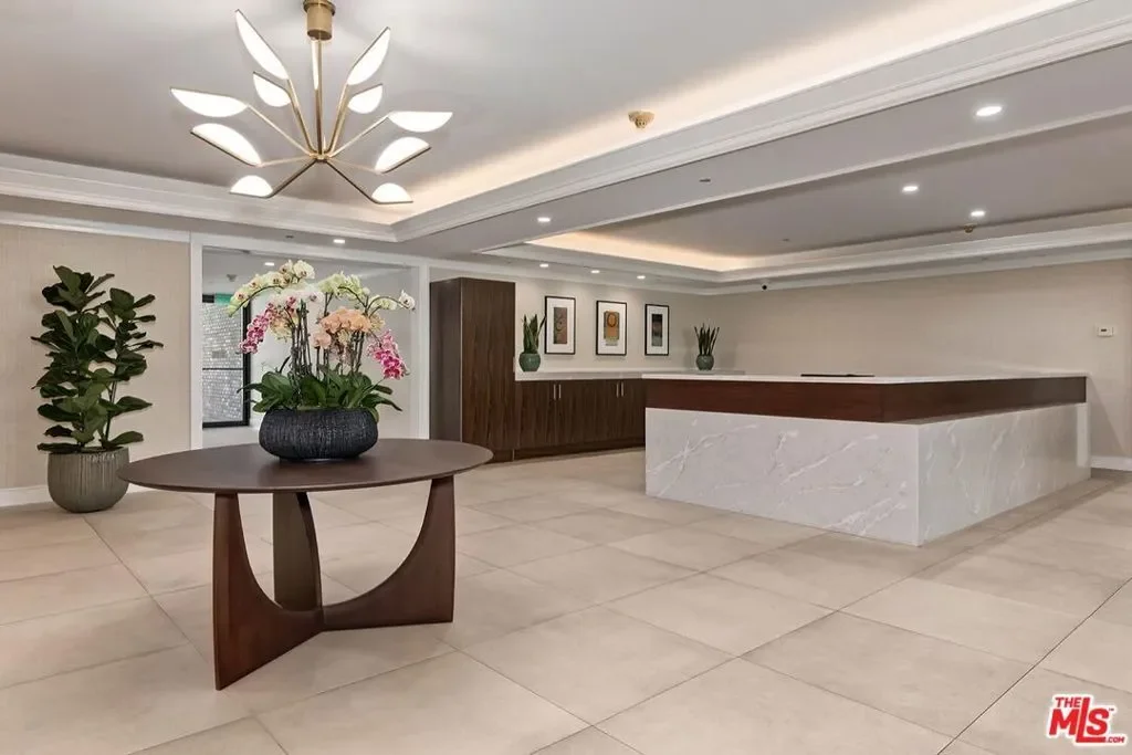 300 N Swall Drive 106, Beverly Hills, California, United States. - Photo 23