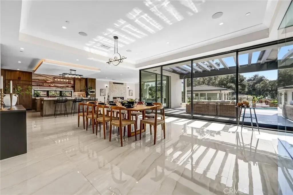 330 Arbolada Drive, Arcadia, California, United States. - Photo 8