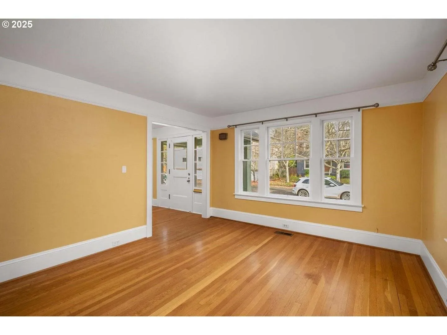 Gallery photo 2