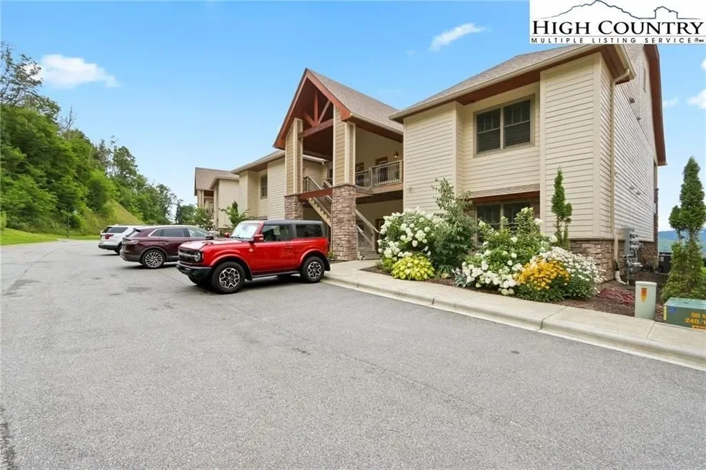 552 Penny Lane 2B, Banner Elk, NC 28604, Banner Elk, North Carolina, United States. - Photo 33