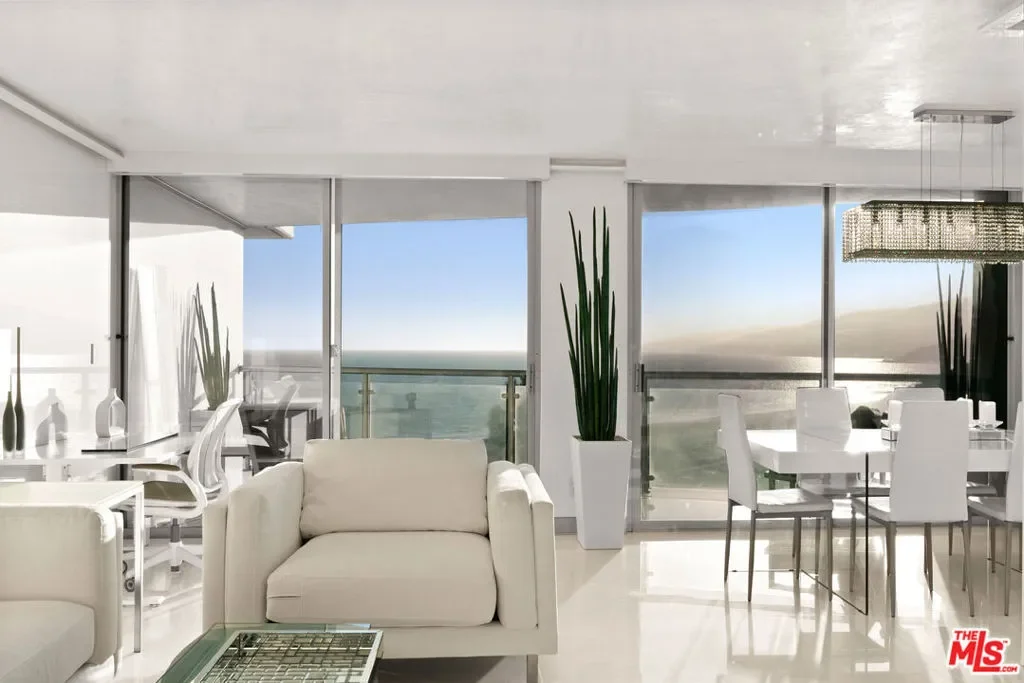 201 Ocean Avenue 409P, Santa Monica, California, United States. - Photo 13