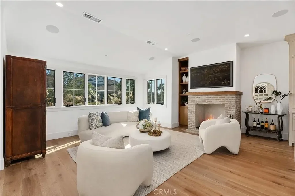 Gallery photo 2