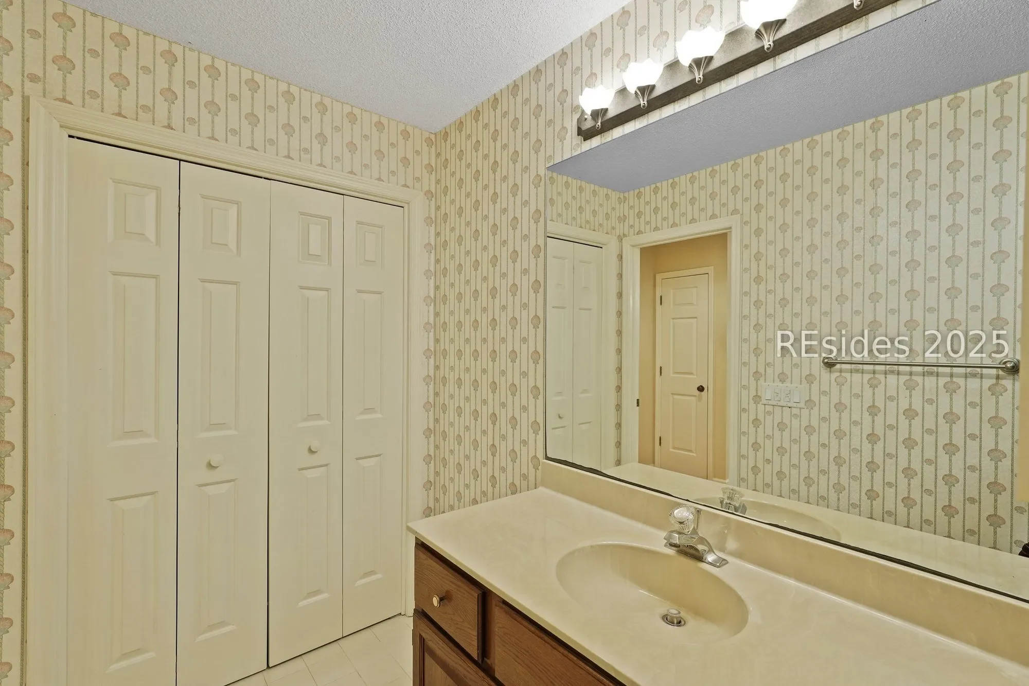 Gallery photo 11