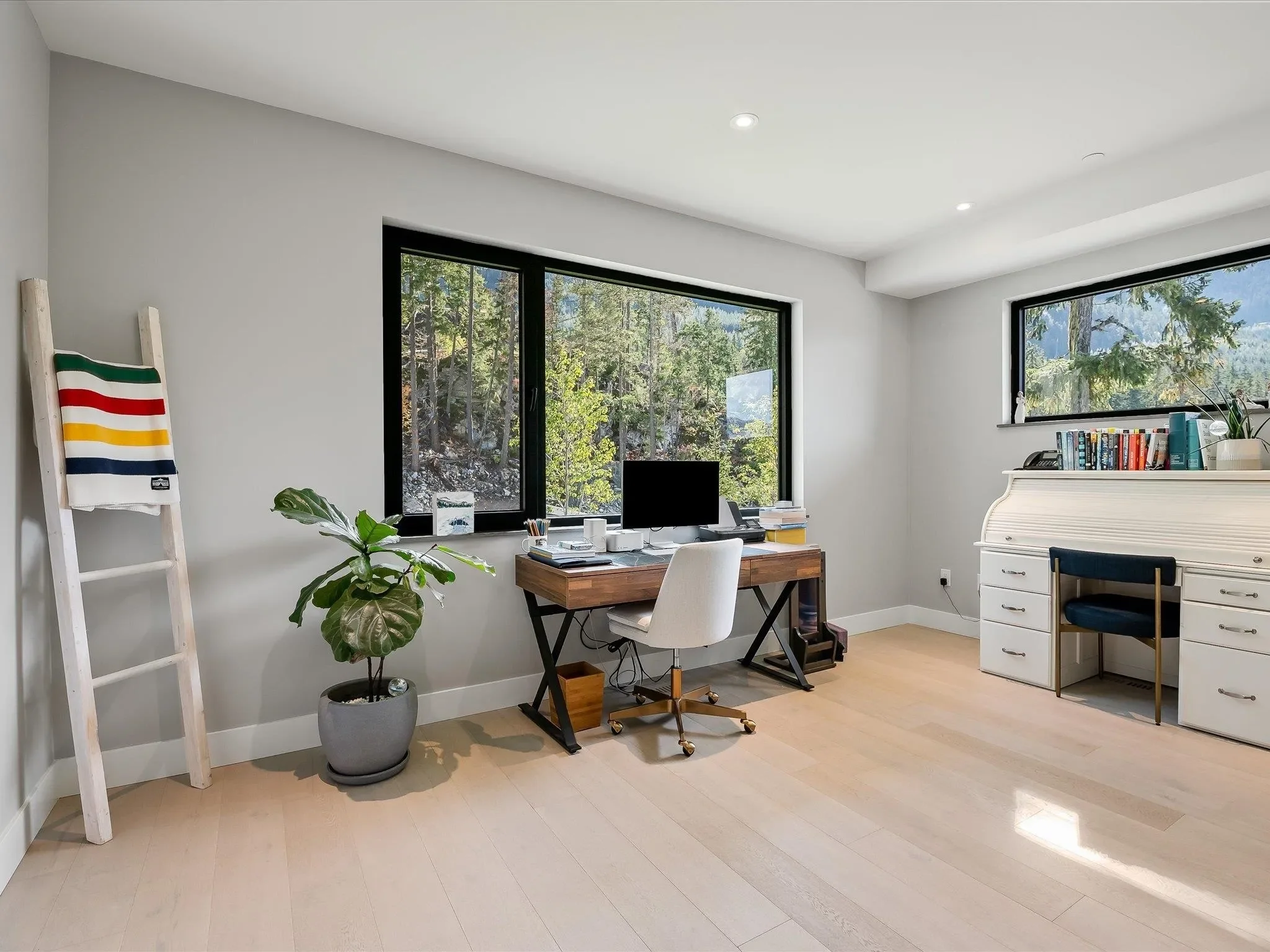 Gallery photo 3