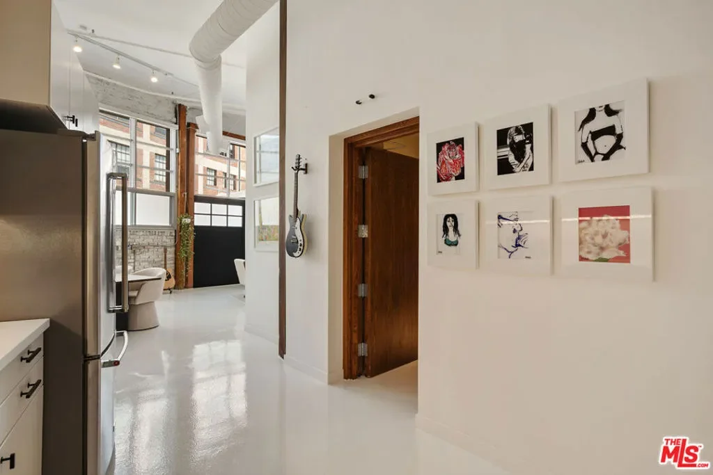 500 Molino Street 101, Los Angeles, California, United States. - Photo 36