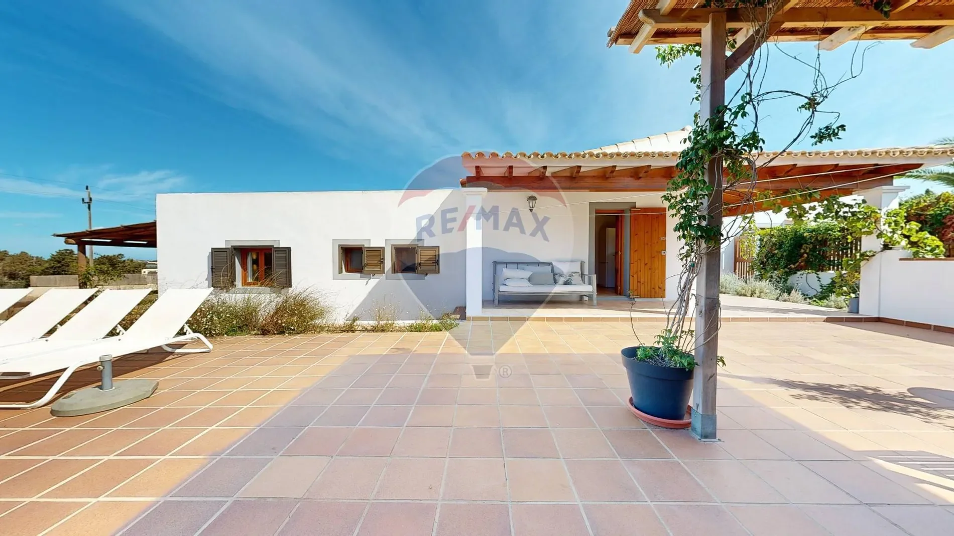 PC5R+88J Sant Francesc Xavier, Spagna, Formentera, Balearic Islands, Spain. - Photo 11