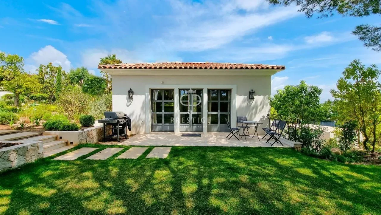 Wow factor 7 bedroom Villa for sale with sea view in Cannes, Provence Alpes Cote d'Azur