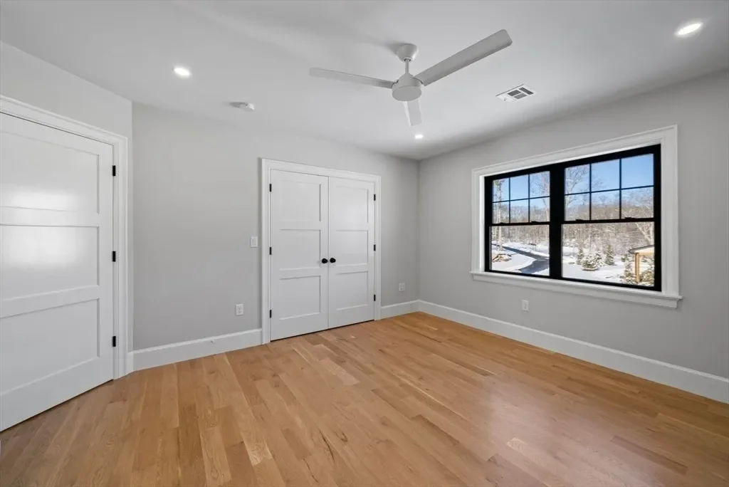 Gallery photo 4
