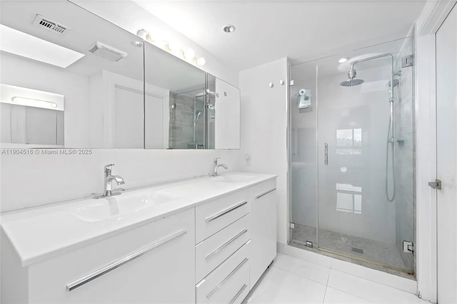 161 Crandon Blvd 419, Key Biscayne, Florida, United States. - Photo 10