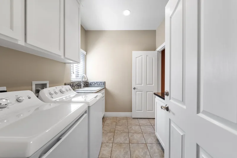 27 Trinity , Irvine, CA 92612, Irvine, California, United States. - Photo 32
