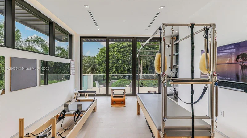 4780 SW 86th Ter, Coral Gables, Florida, United States. - Photo 43