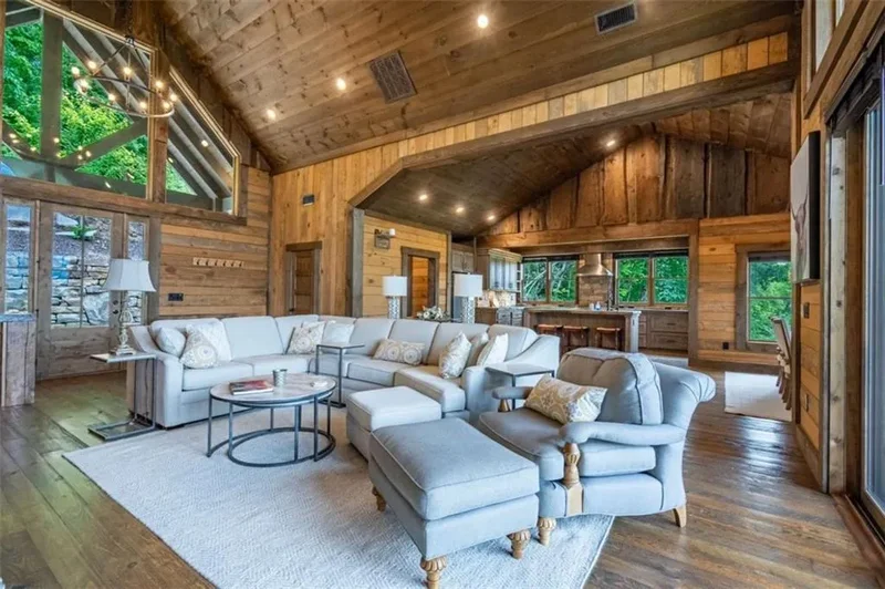 670 Brittney Drive, Blue Ridge, GA 30513, Blue Ridge, Georgia, United States. - Photo 20