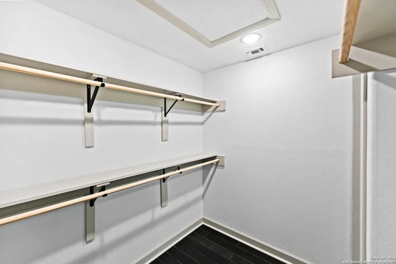 127 Haynes, San Antonio, Texas, United States. - Photo 28