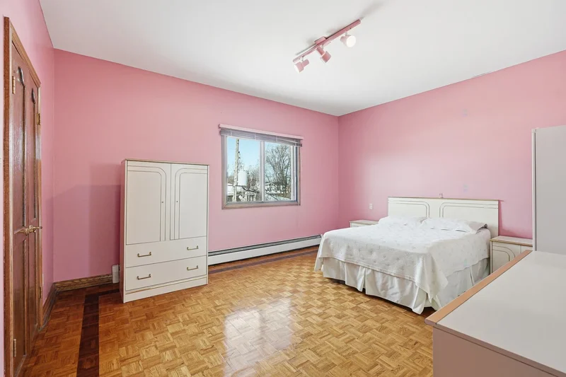 3015 Crois. Giffard, Laval, Quebec, Canada. - Photo 30