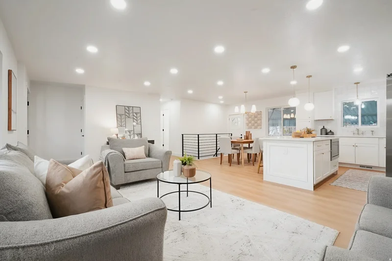 1483 E EVERGREEN LN, Salt Lake City, Utah, United States. - Photo 3