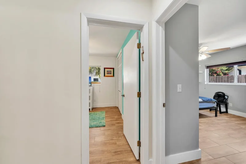 1870 NE 197th Ter, North Miami Beach, Florida, United States. - Photo 25