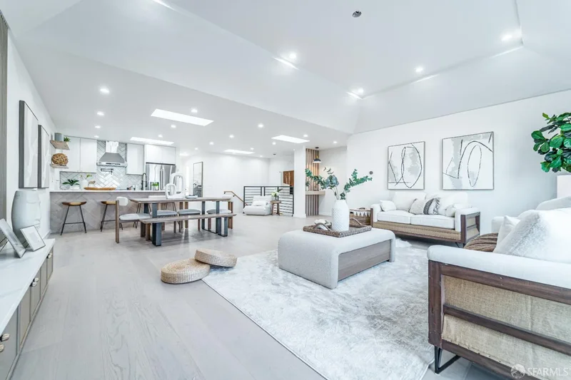 3419 Ulloa Street, San Francisco, California, United States. - Photo 5