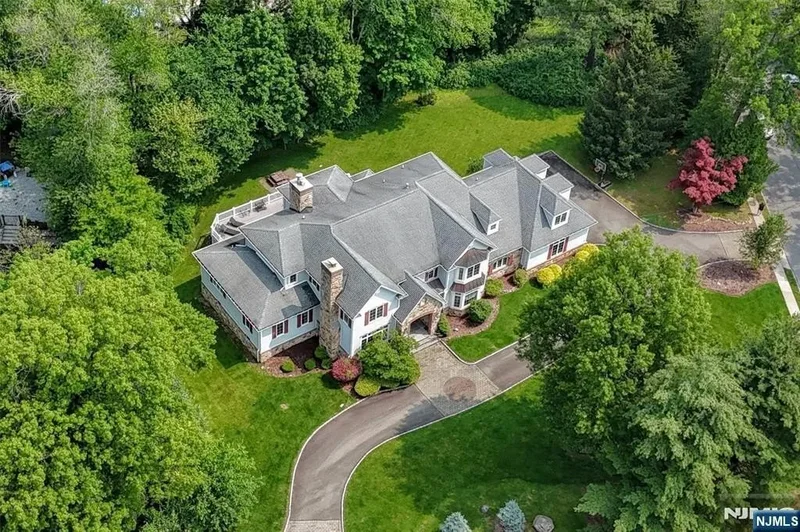 25 Stony Brook Drive, North Caldwell, NJ, 07006, USA, Caldwell, New Jersey, United States. - Photo 20