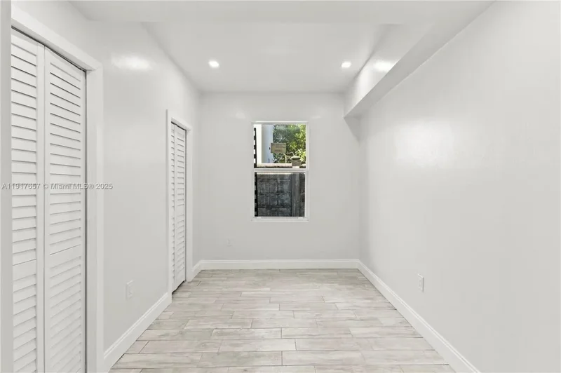 305 NW 58th Street, MIAMI, FL 33127, Miami, Florida, United States. - Photo 27