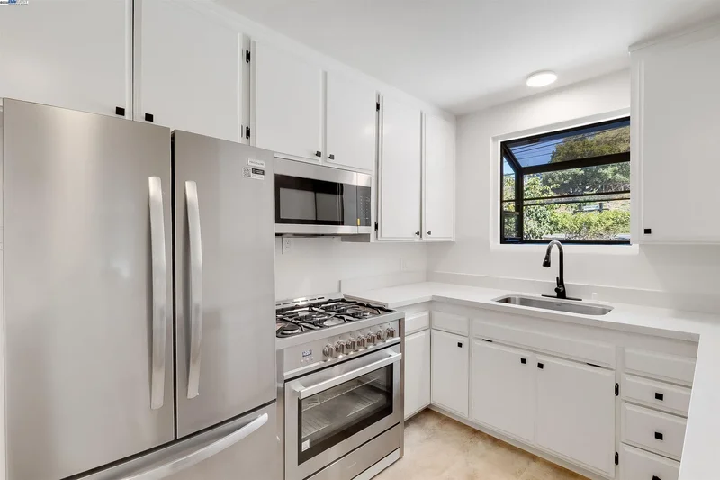 1069 Coombsville Rd, Napa, California, United States. - Photo 24