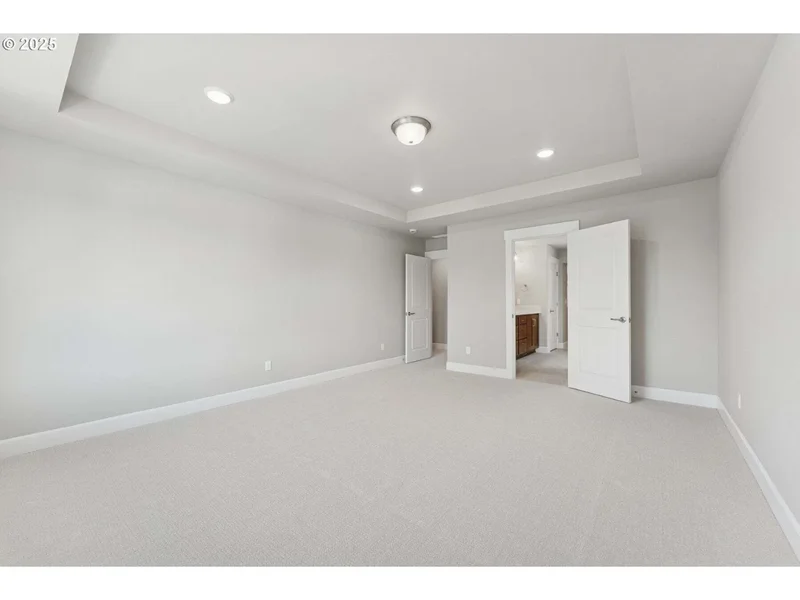 22987 Bland Cir, WestLinn, OR 97068, West Linn, Oregon, United States. - Photo 25
