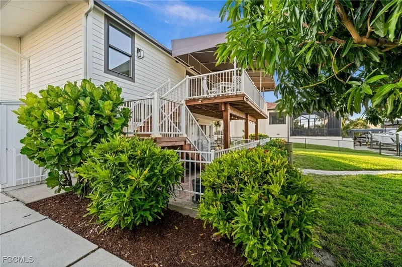 3660 San Carlos Drive, St James City, FL 33956, Saint James City, Florida, United States. - Photo 46