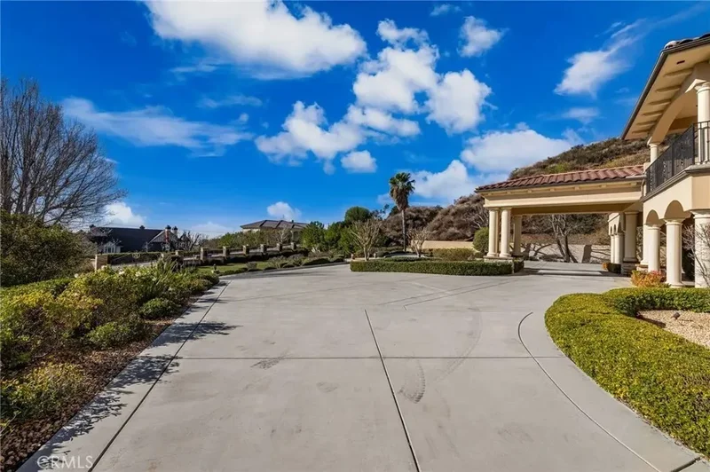 475 W 26th Street, Upland, California, United States. - Photo 35