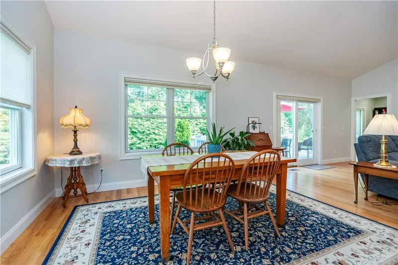 1 Hampton Road 27, Coventry, Rhode Island, United States. - Photo 34