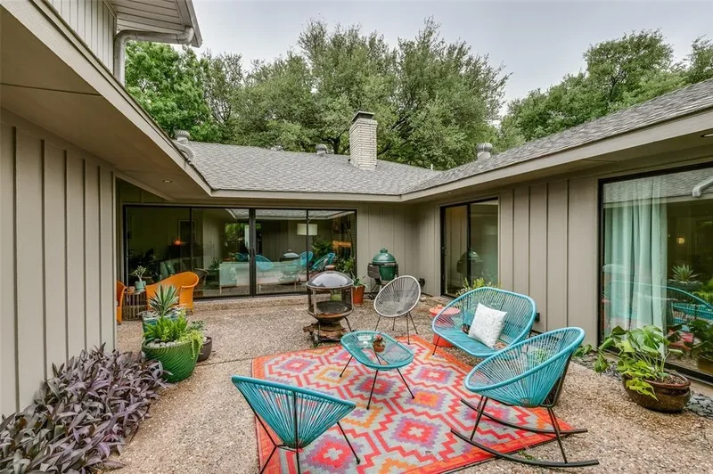 9357 Creel Creek Drive, Dallas, Texas, United States. - Photo 24