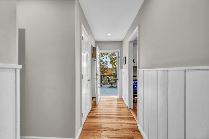 8 Lakeview Road, Brookfield, CT 06804, Brookfield, Connecticut, United States. - Photo 15