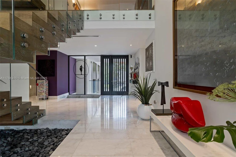 610 Harbor Cir, Key Biscayne, Florida, United States. - Photo 10